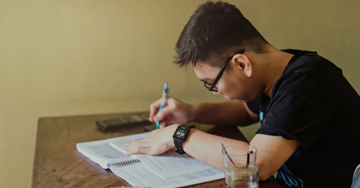 حساب المعدل التراكمي (GPA): دليل النجاح الجامعي